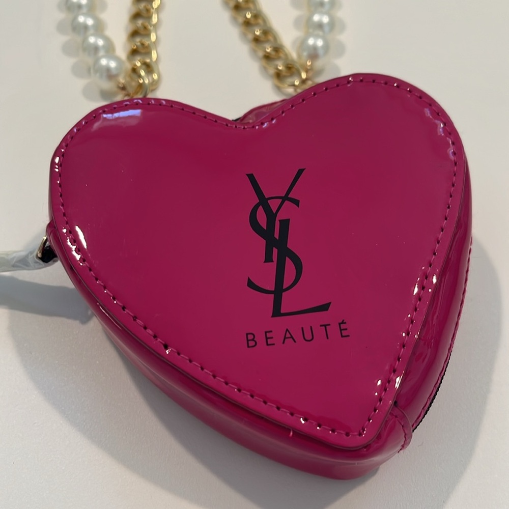 YSL Yves Saint Laurent Beauté Pink Patent Heart Lipstick Holder